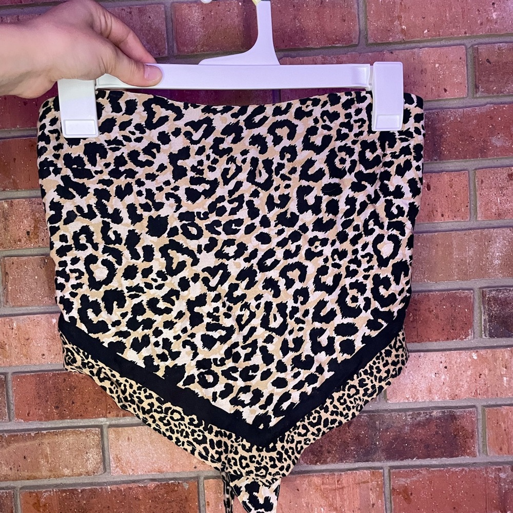 Cheetah Print bandana-style top